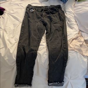 black high 90s jeans